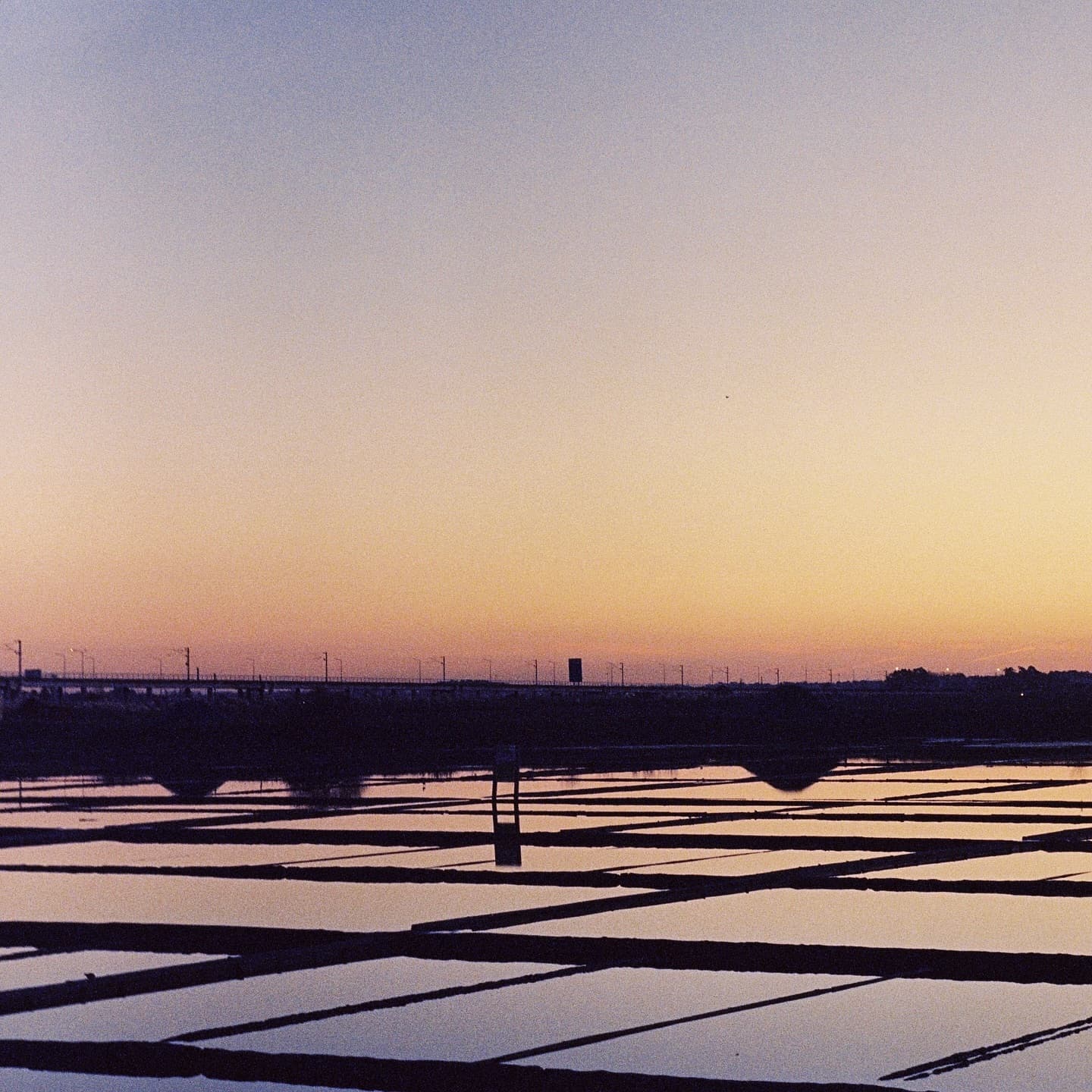 zenit 122k
kodak vision 500D from @surfcoffee
developing by @maquinasdeoutrostempos